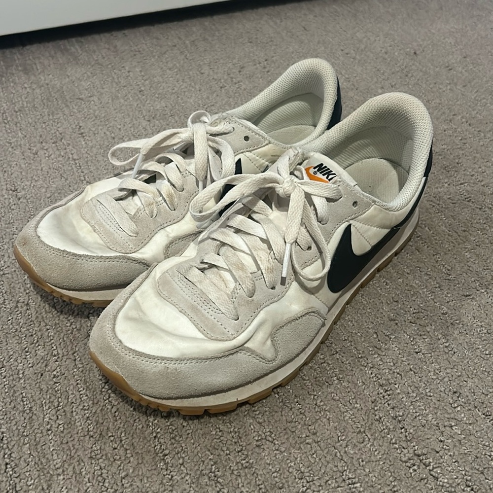 Nike air pegasus 83 mens size 9